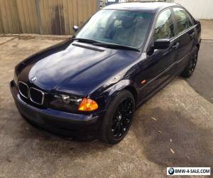 Item BMW 318 SEDAN AUTO LOW KILOMETRES FOR AGE DAMAGED NOT ON WOVR WRECK OR REPAIR for Sale
